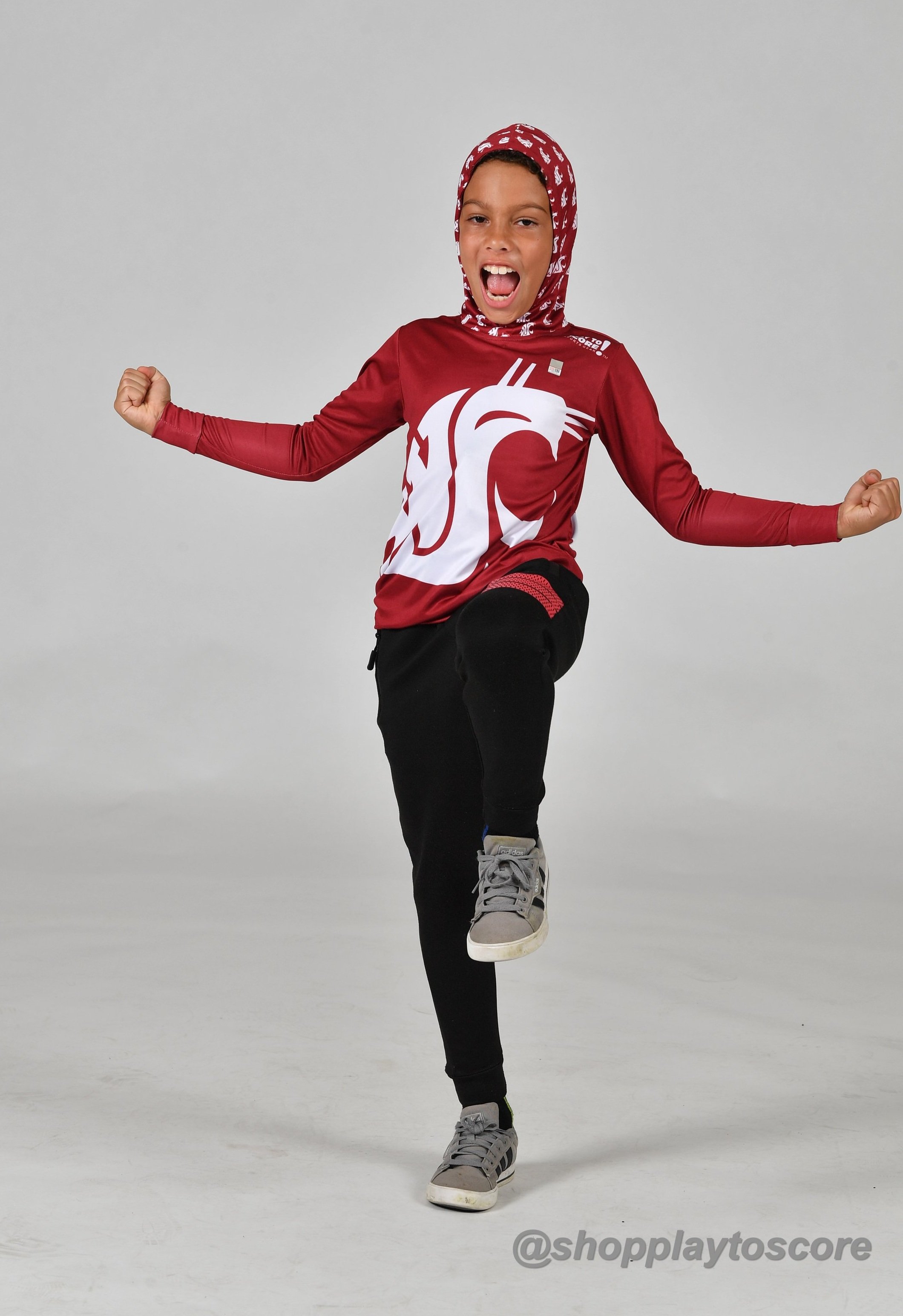 PLAY TO SCORE SPORTS GEAR